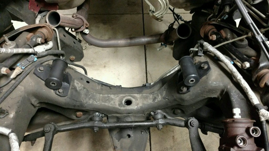 ls1 motor mounts.jpg